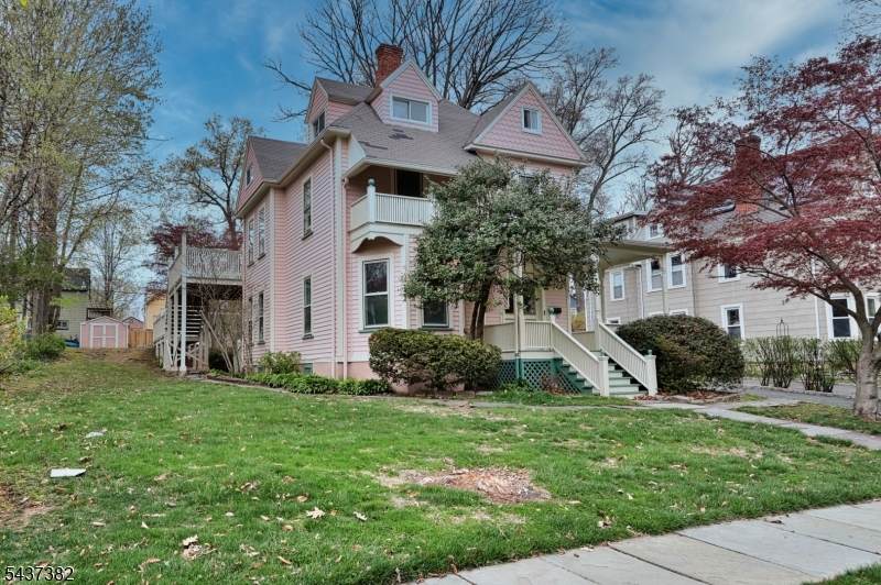 44 Christopher St - Photo 1