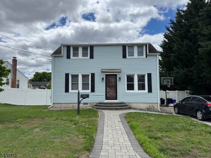340 3Rd Ave - Photo 1
