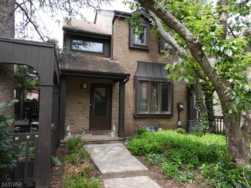 41 Riverbend Dr - Photo 1
