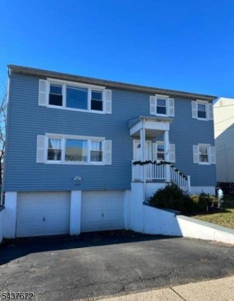 850 Dewey St - Photo 1