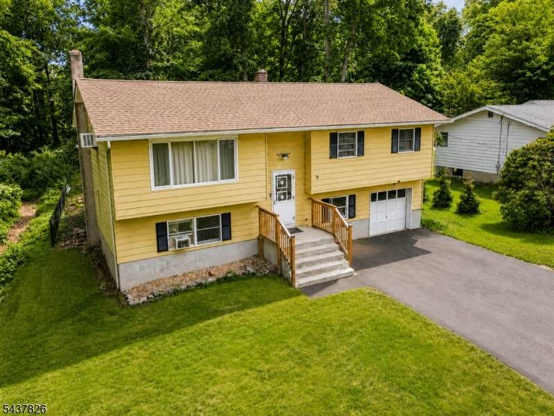 9 Stoney Brook Ln - Photo 1