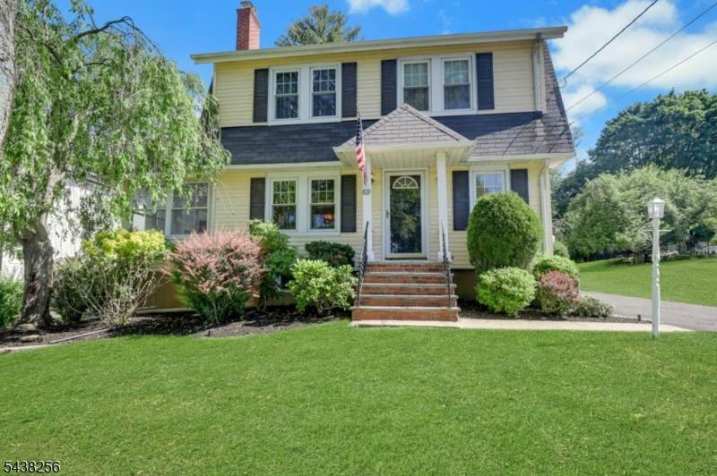 69 Highland Ave - Photo 1