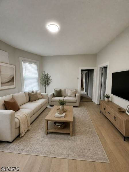 64 Van Buren St - Photo 1