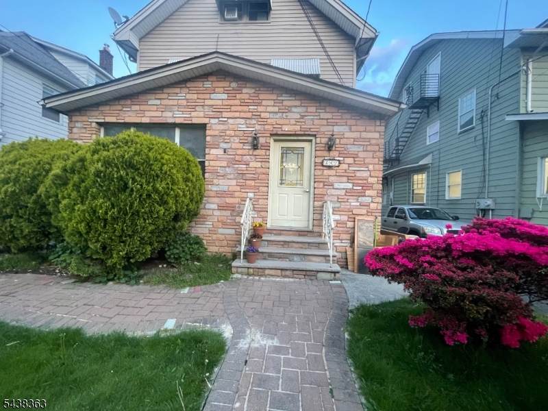347 Elmora Ave - Photo 1