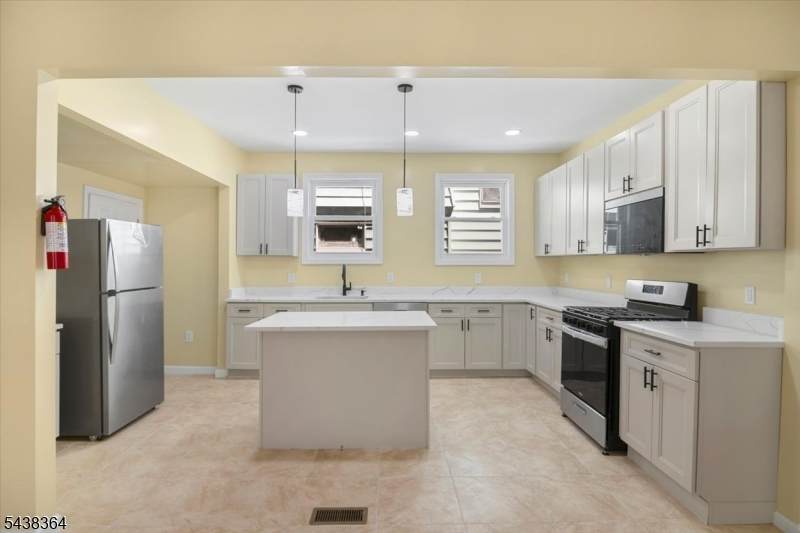 118 Lehigh Ave, Apt 1 - Photo 1