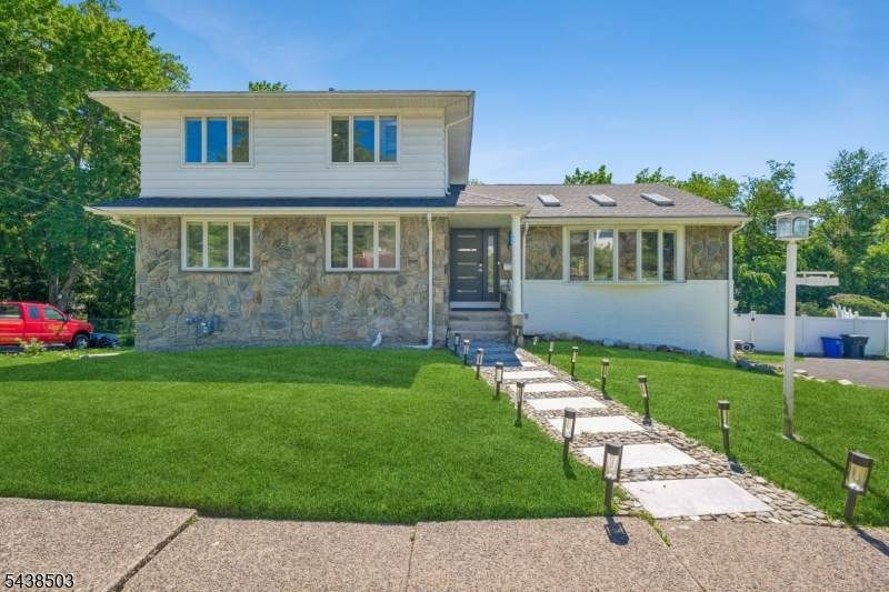 13 Munsey Rd - Photo 1