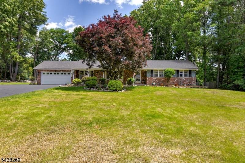 113 Autumn Dr - Photo 1