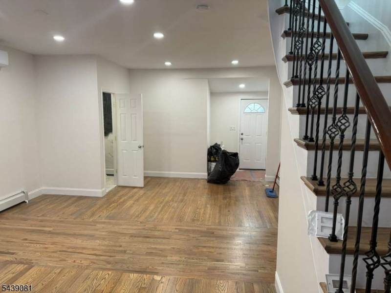 66 Wilson Ave - Photo 1