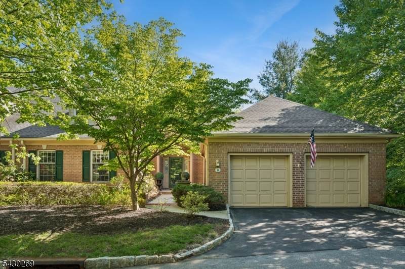 8 Morgan Ct - Photo 1
