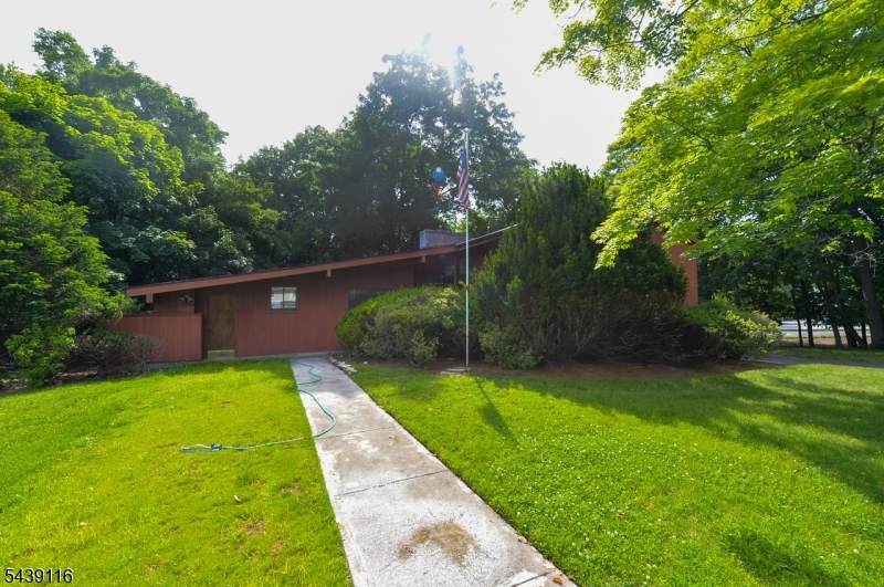 235 Godwin Ave - Photo 1