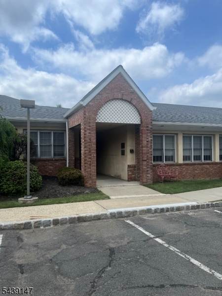 27 Mountain Blvd - Photo 1
