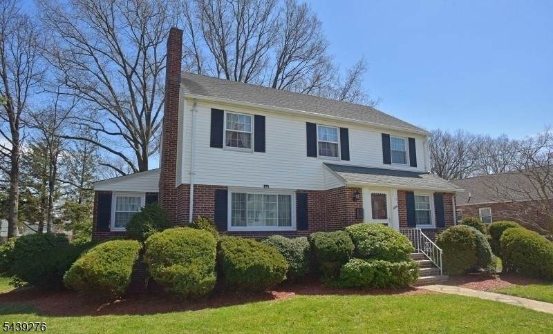 1259 Grandview Ave - Photo 1