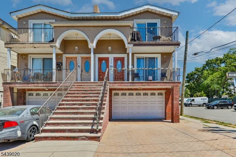 1500 48TH ST - Photo 1