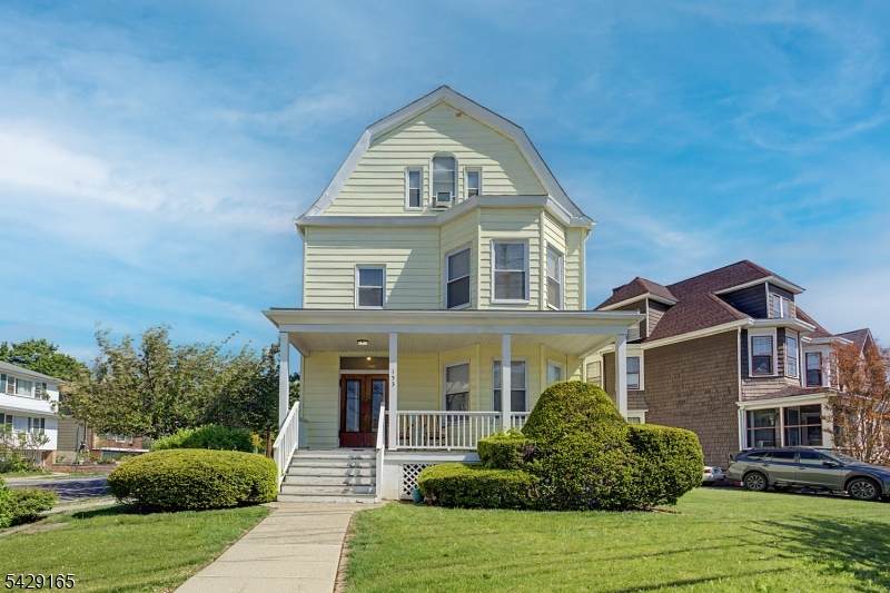 153 Washington St - Photo 1