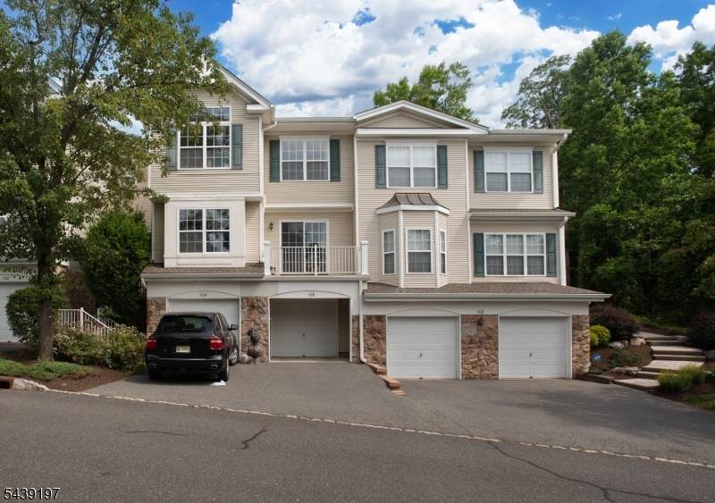 106 Wallace Ct - Photo 1