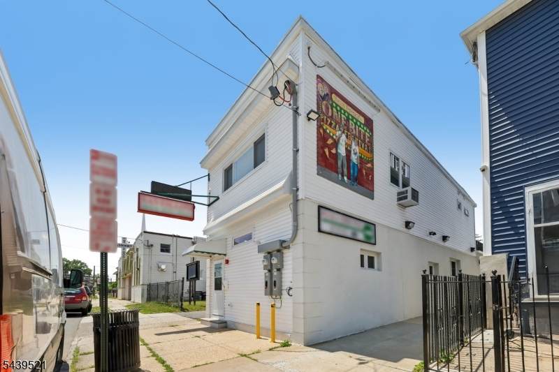 639 S Broad St - Photo 1