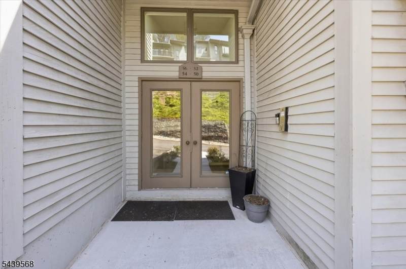52 Adams Ter - Photo 1