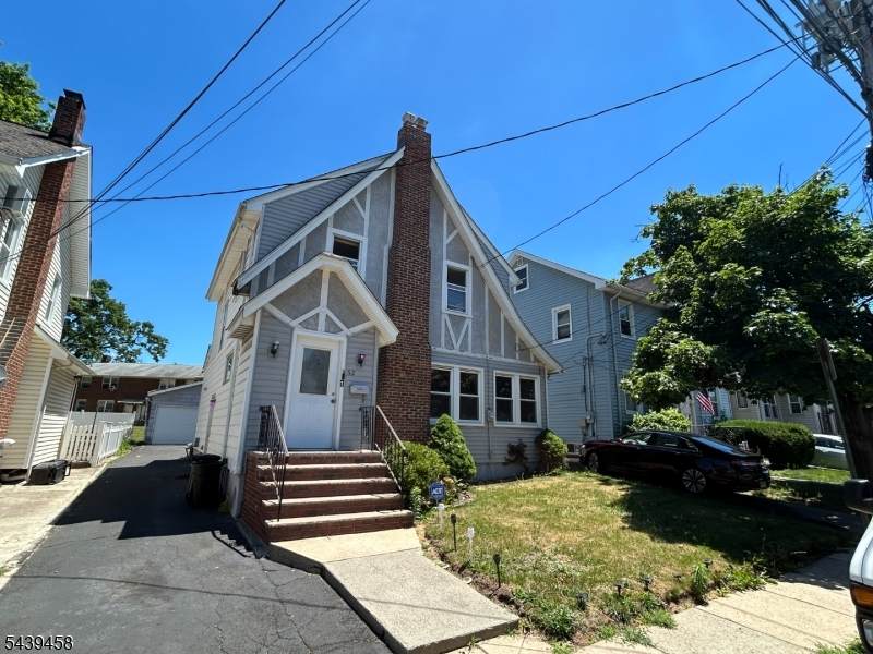 52 Fairway Ave - Photo 1