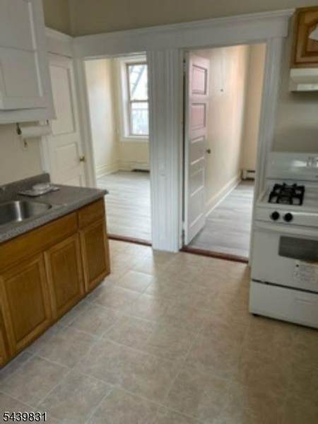 54 Center St - Photo 1