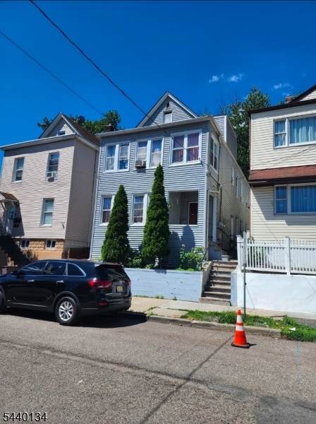 85 Tulip St - Photo 1