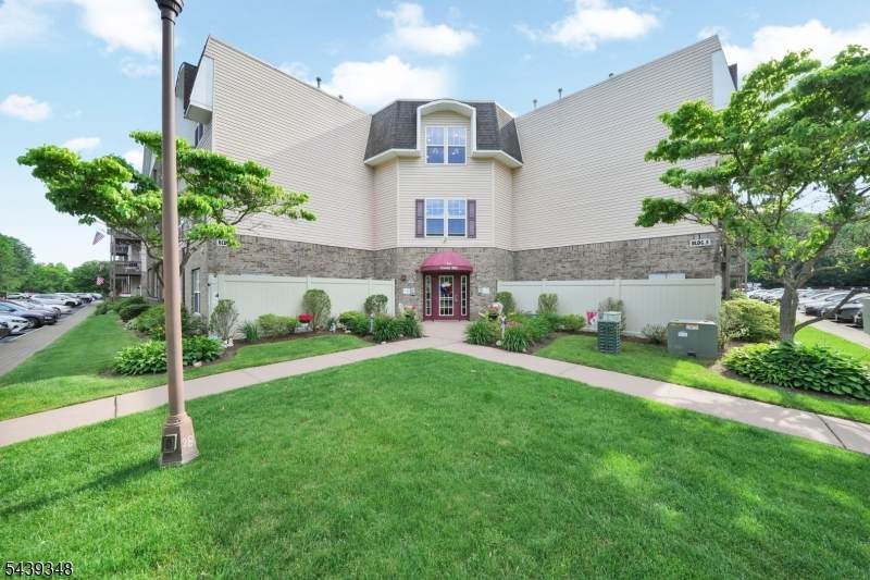 436 Cannella Way - Photo 1