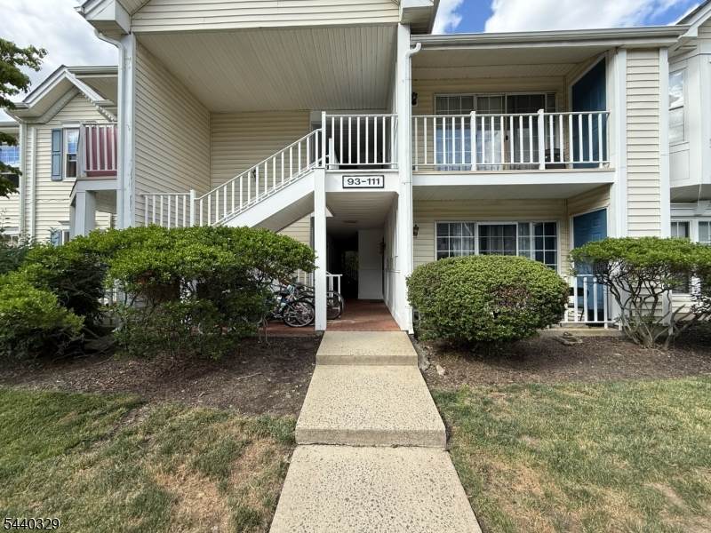 95 Sapphire Ln - Photo 1