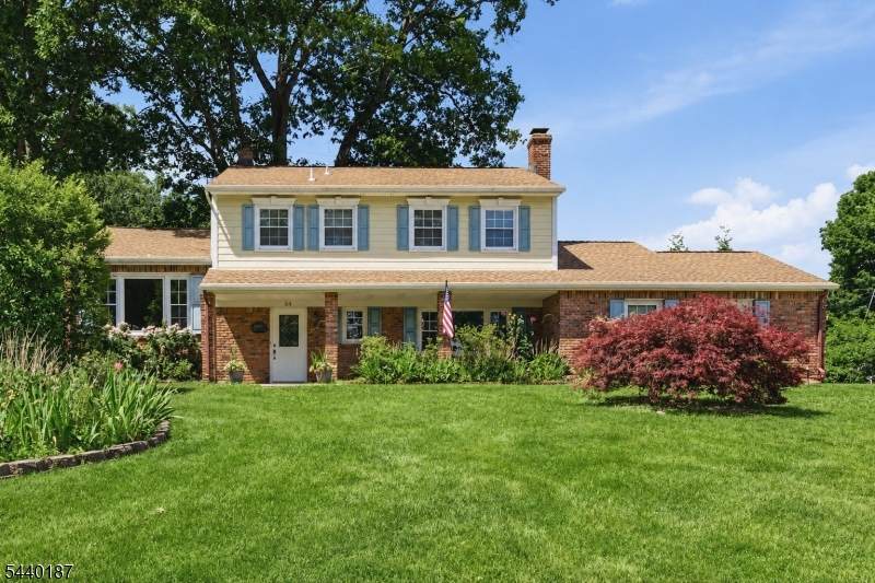64 Fleetwood Dr - Photo 1
