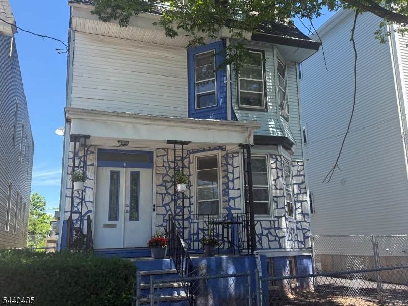 81 Rose Ter - Photo 1