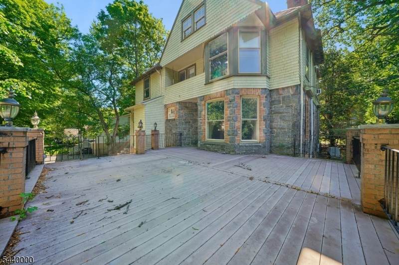 279 Scotland Rd - Photo 1