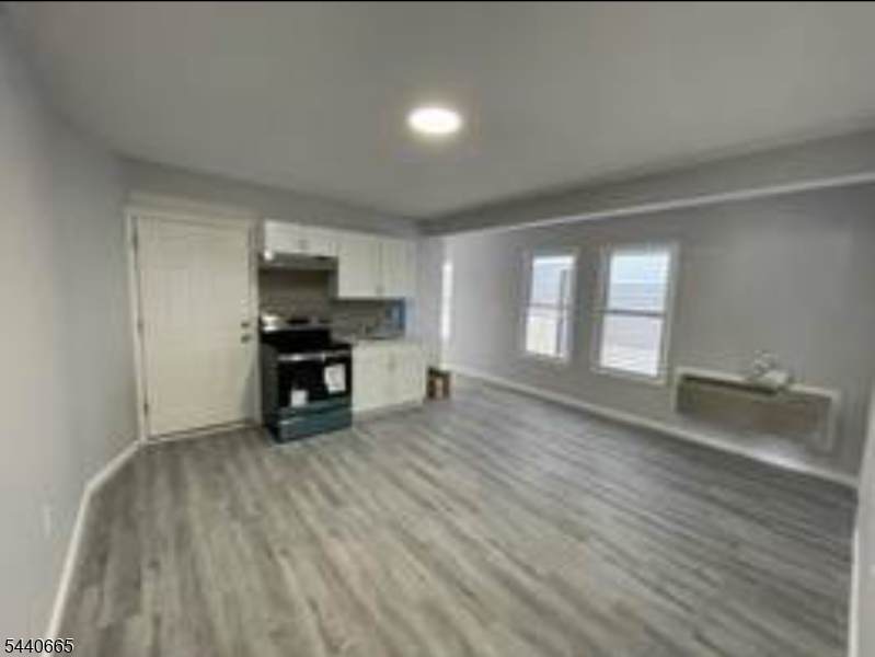 107 Highland St - Photo 1