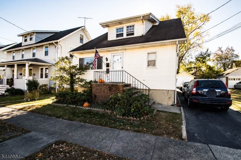 317 Myrtle Ave - Photo 1