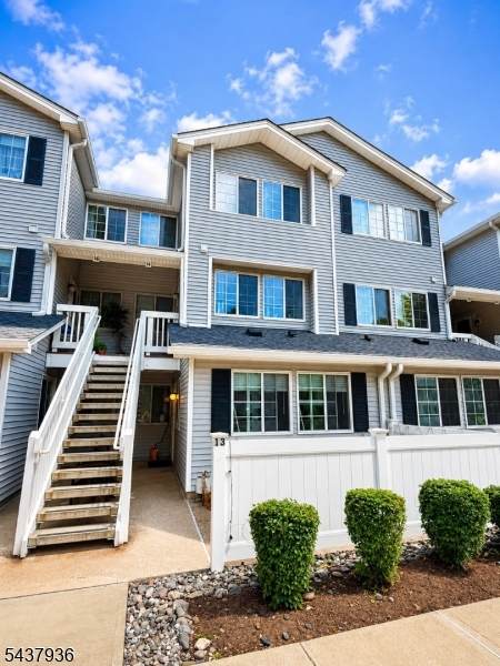 13 Cheswich Court - Photo 1