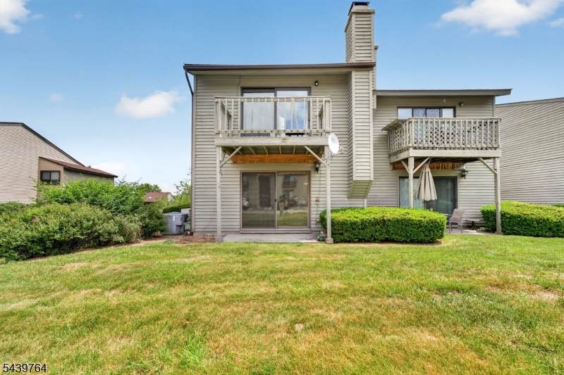 1215 Spruce Hills Dr - Photo 1