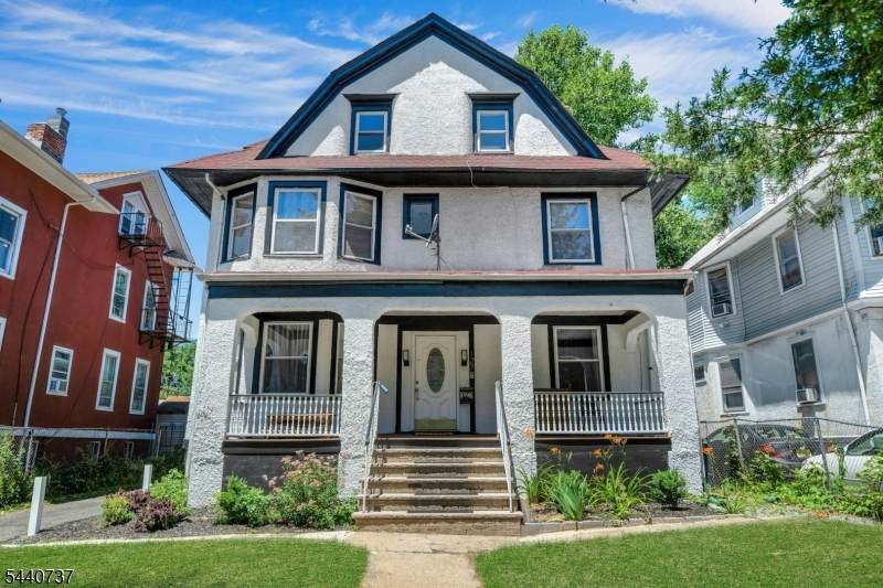 127 S Burnett St R3 - Photo 1