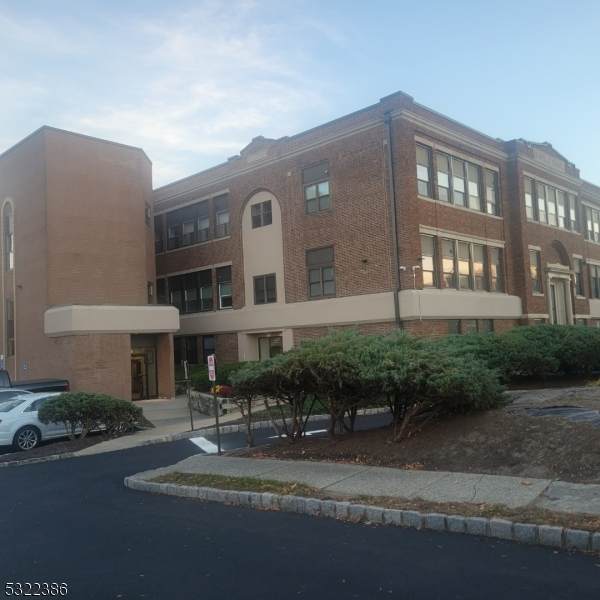 124 E Main St - Photo 1