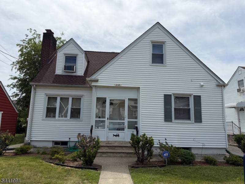 359 Madison Ave - Photo 1