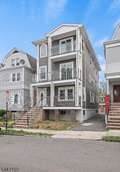 46 Headley Terrace - Photo 1