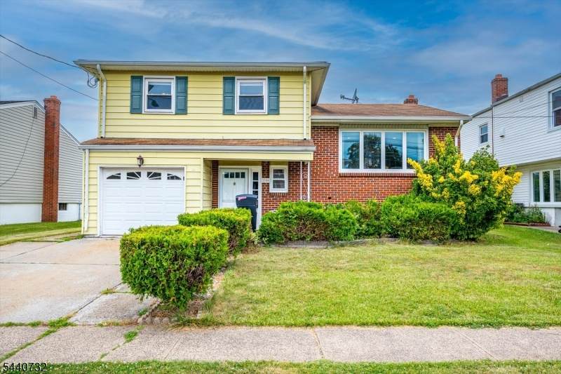 2300 Desisto Dr - Photo 1