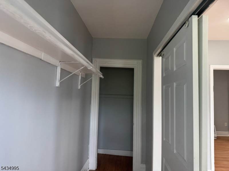 105 N Munn Ave - Photo 1