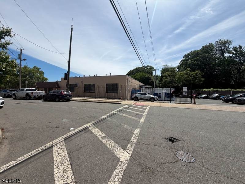 123 Manchester Pl - Photo 1