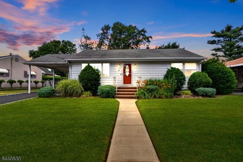 42 Donnalin Pl - Photo 1