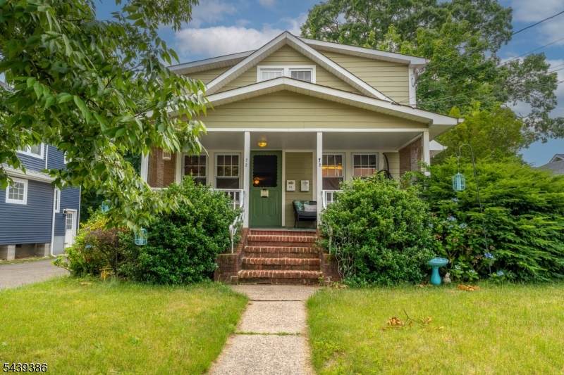 72 Minerva Ave - Photo 1