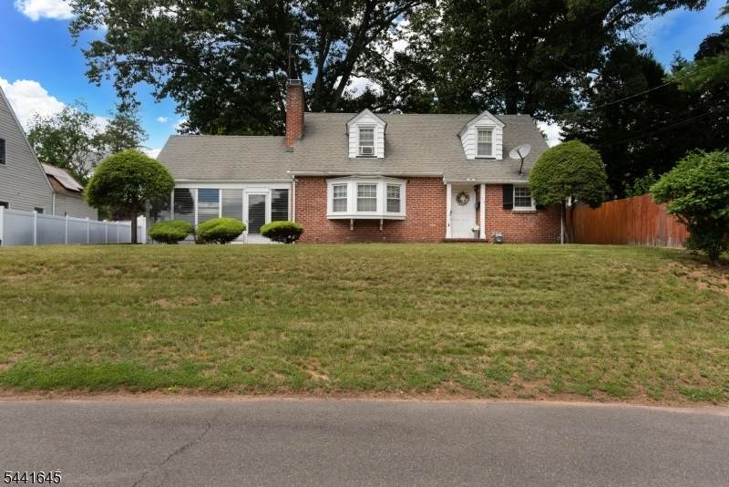 710 Wadsworth Ave - Photo 1