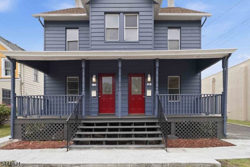 164 E Blackwell St - Photo 1