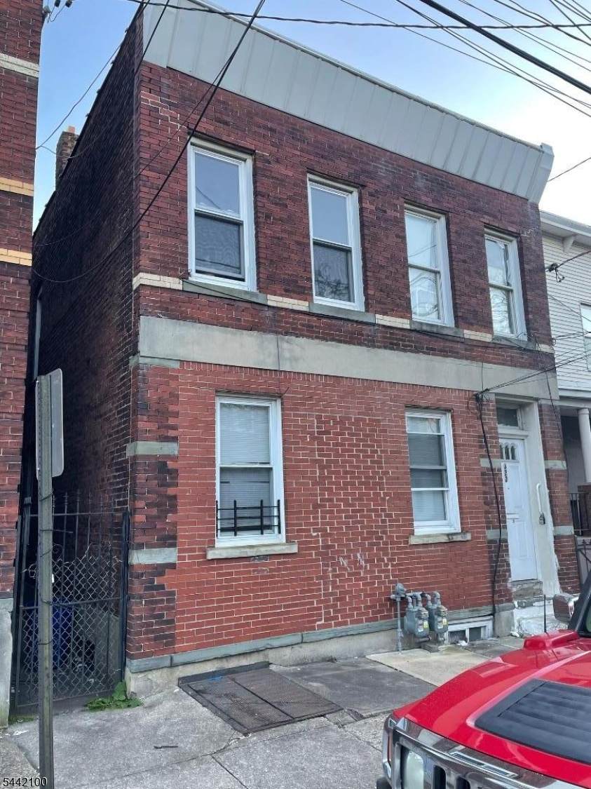 322 S 7Th St - Photo 1