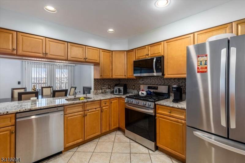 2 Crystal Ln - Photo 1