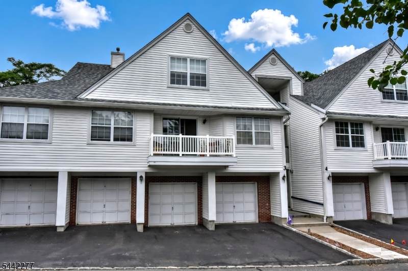 3 Vernon Ct - Photo 1