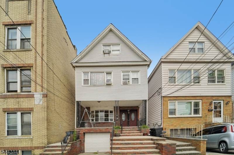 723 Kennedy Blvd - Photo 1