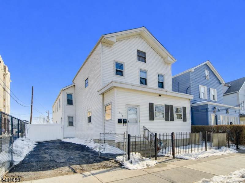 115 Madison Ave - Photo 1