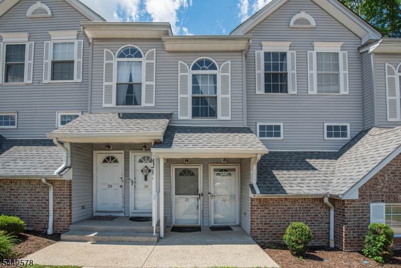 31 Victory Ct - Photo 1